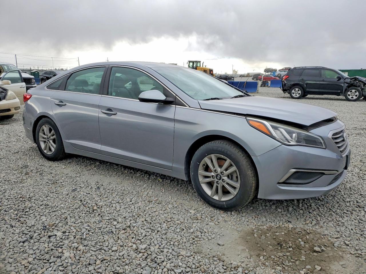 2016 HYUNDAI SONATA