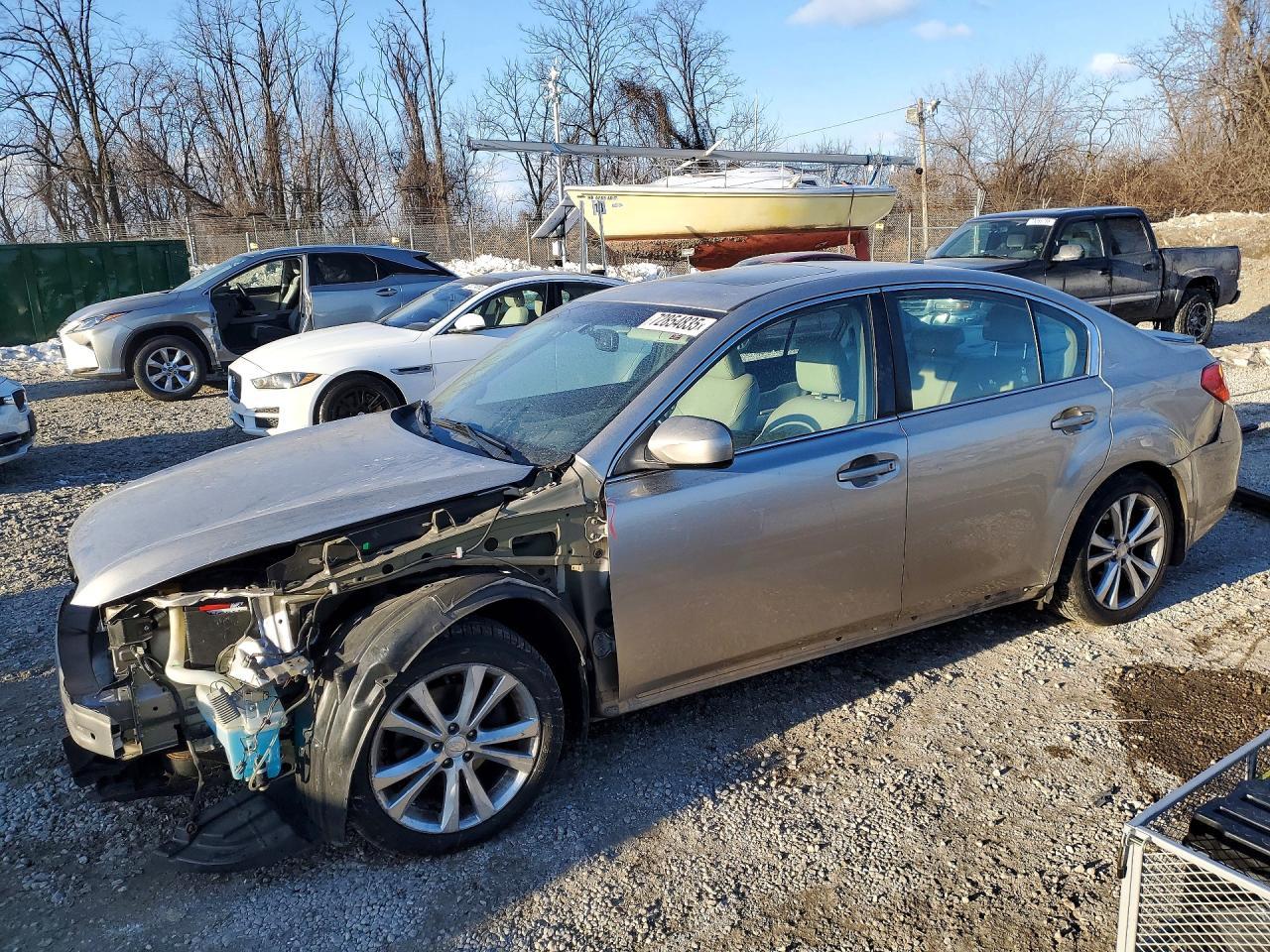 2014 SUBARU Legacy