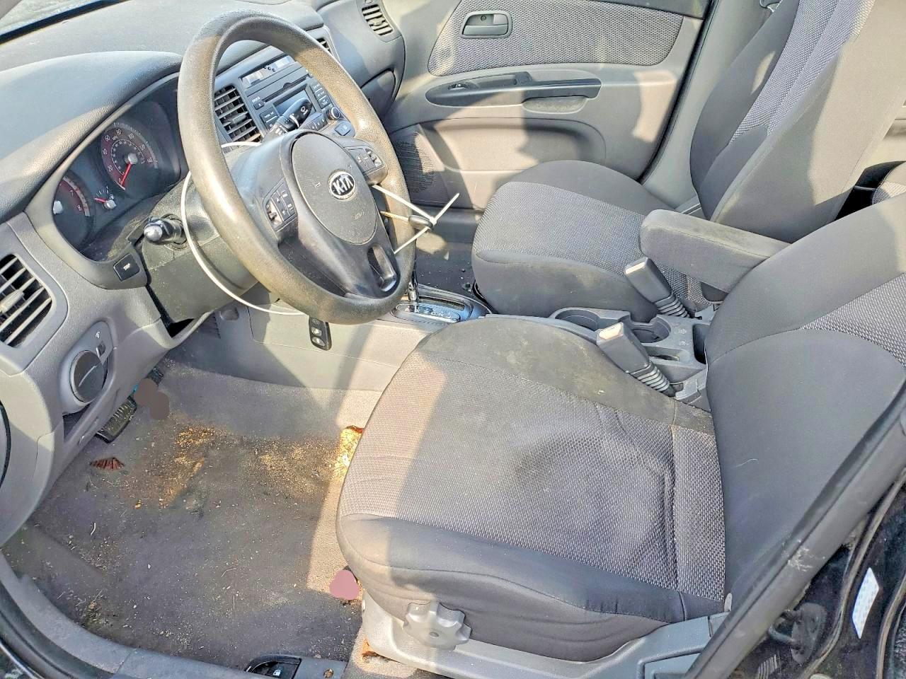 2010 KIA RIO