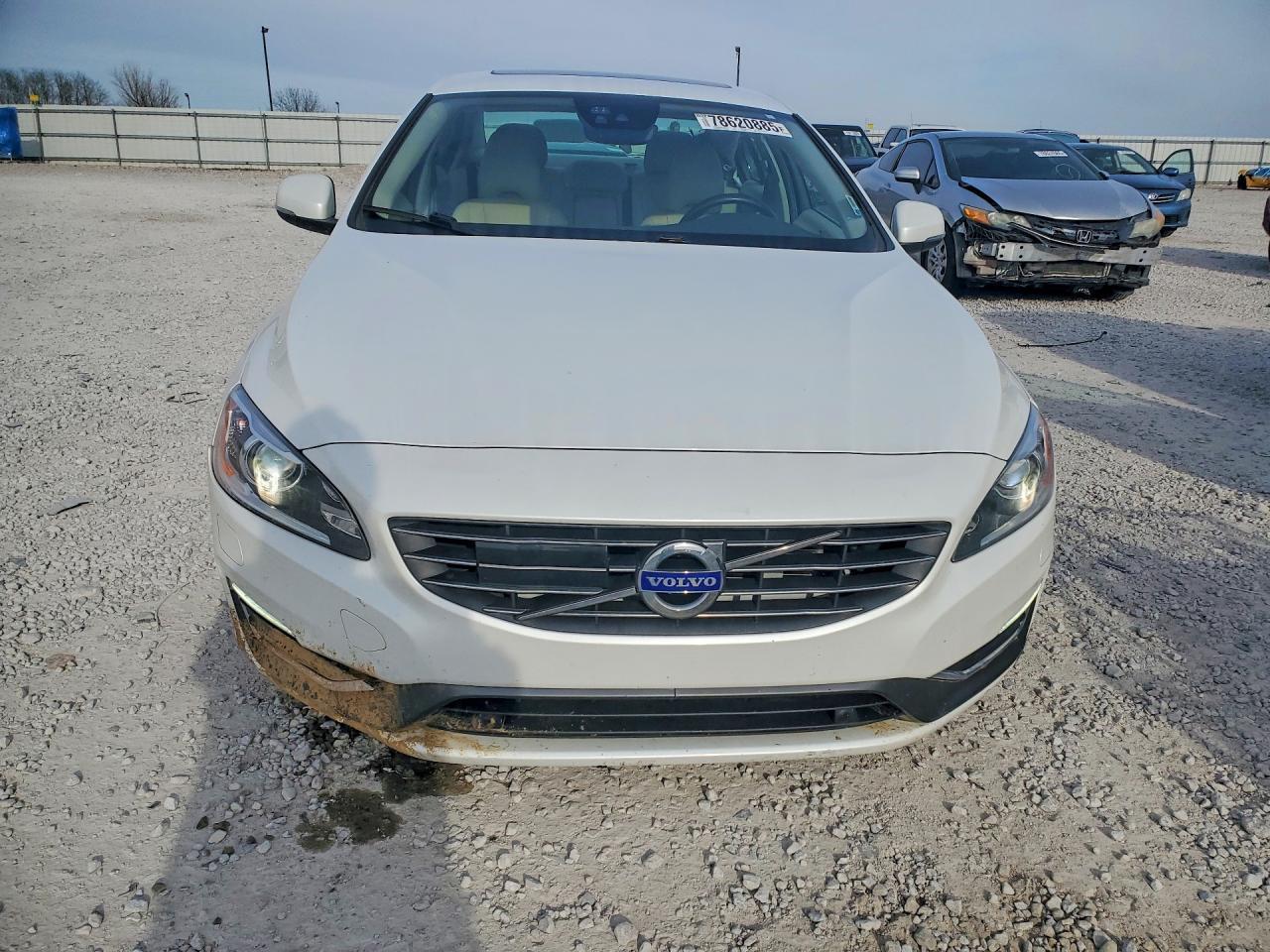 2015 VOLVO S60