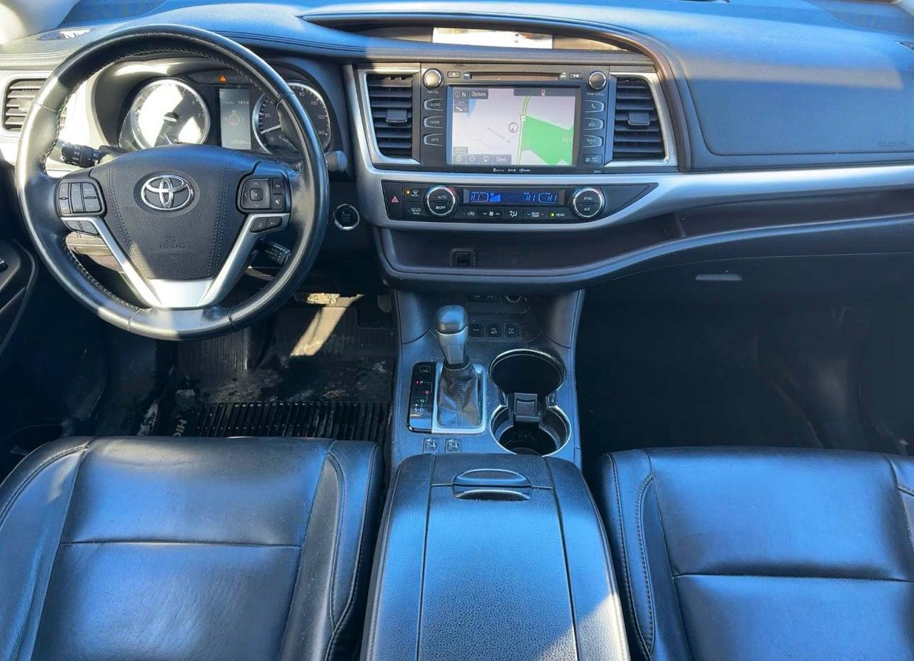 2017 TOYOTA HIGHLANDER