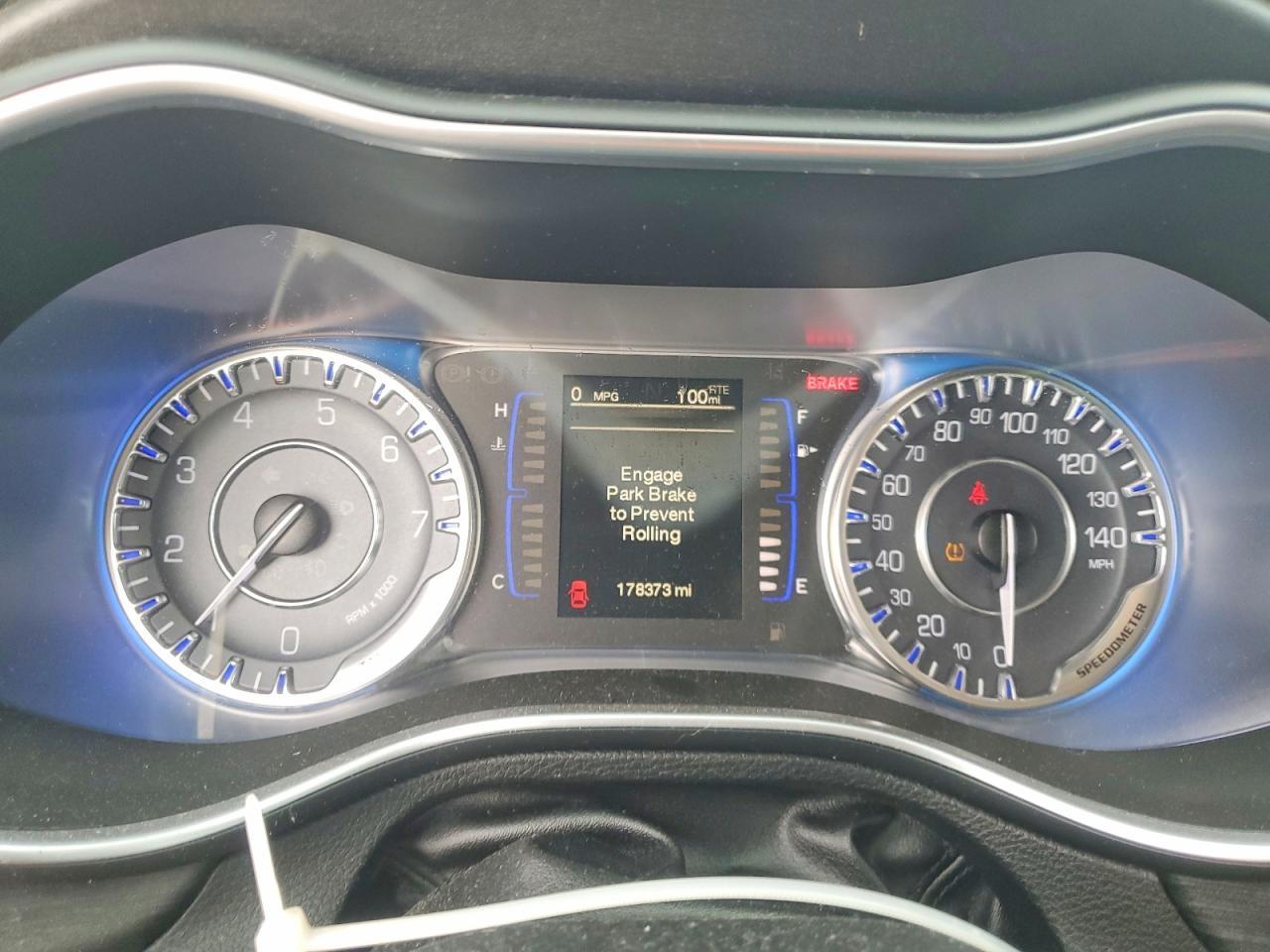 2015 CHRYSLER 200