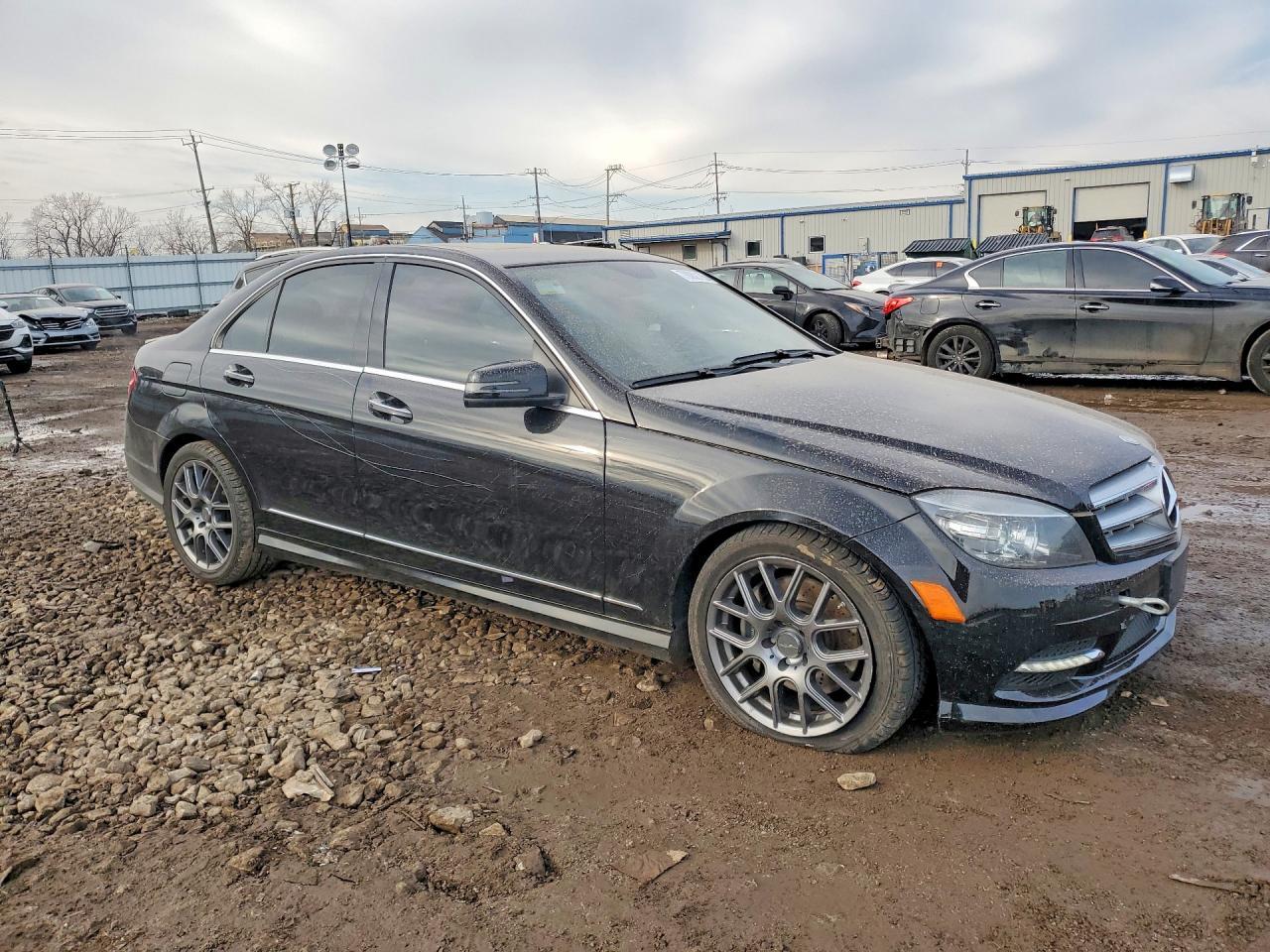 2011 MERCEDES-BENZ C-CLASS