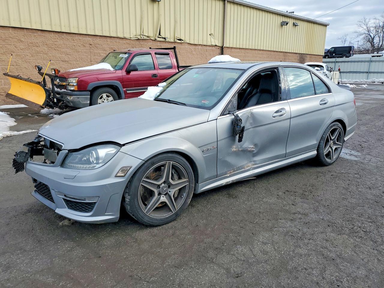 2012 MERCEDES-BENZ C-CLASS