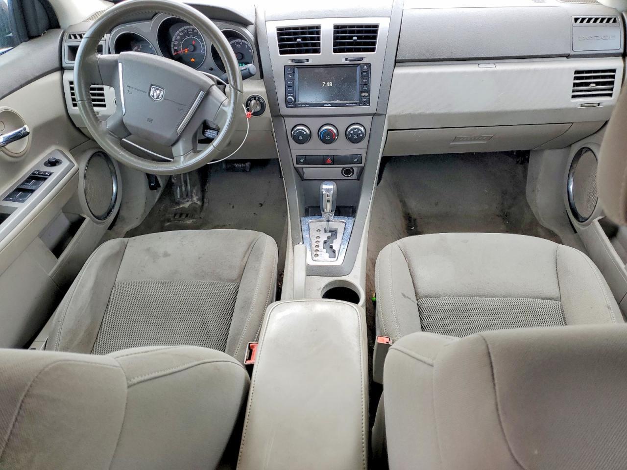 2010 DODGE Avenger