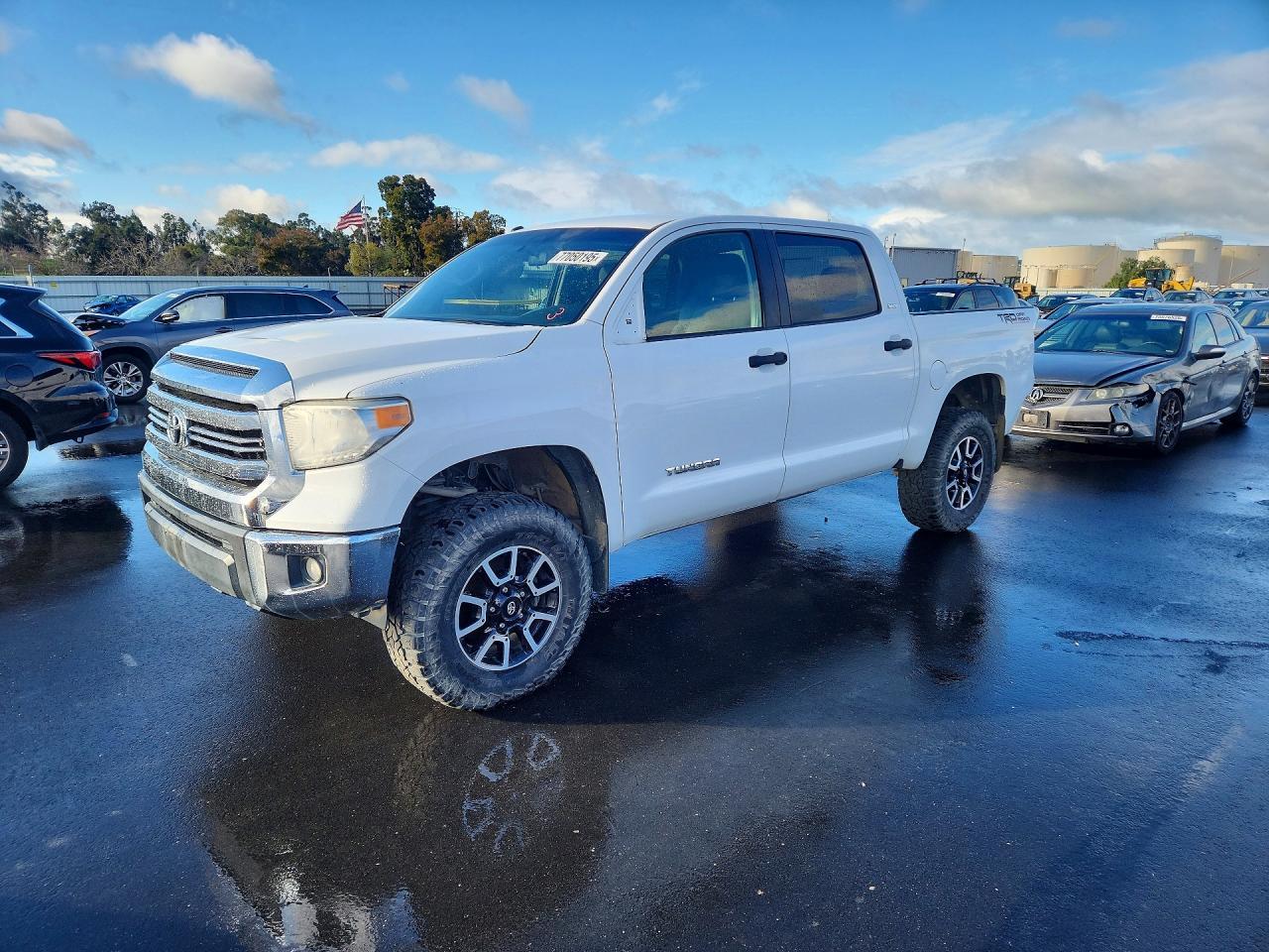 2016 TOYOTA TUNDRA