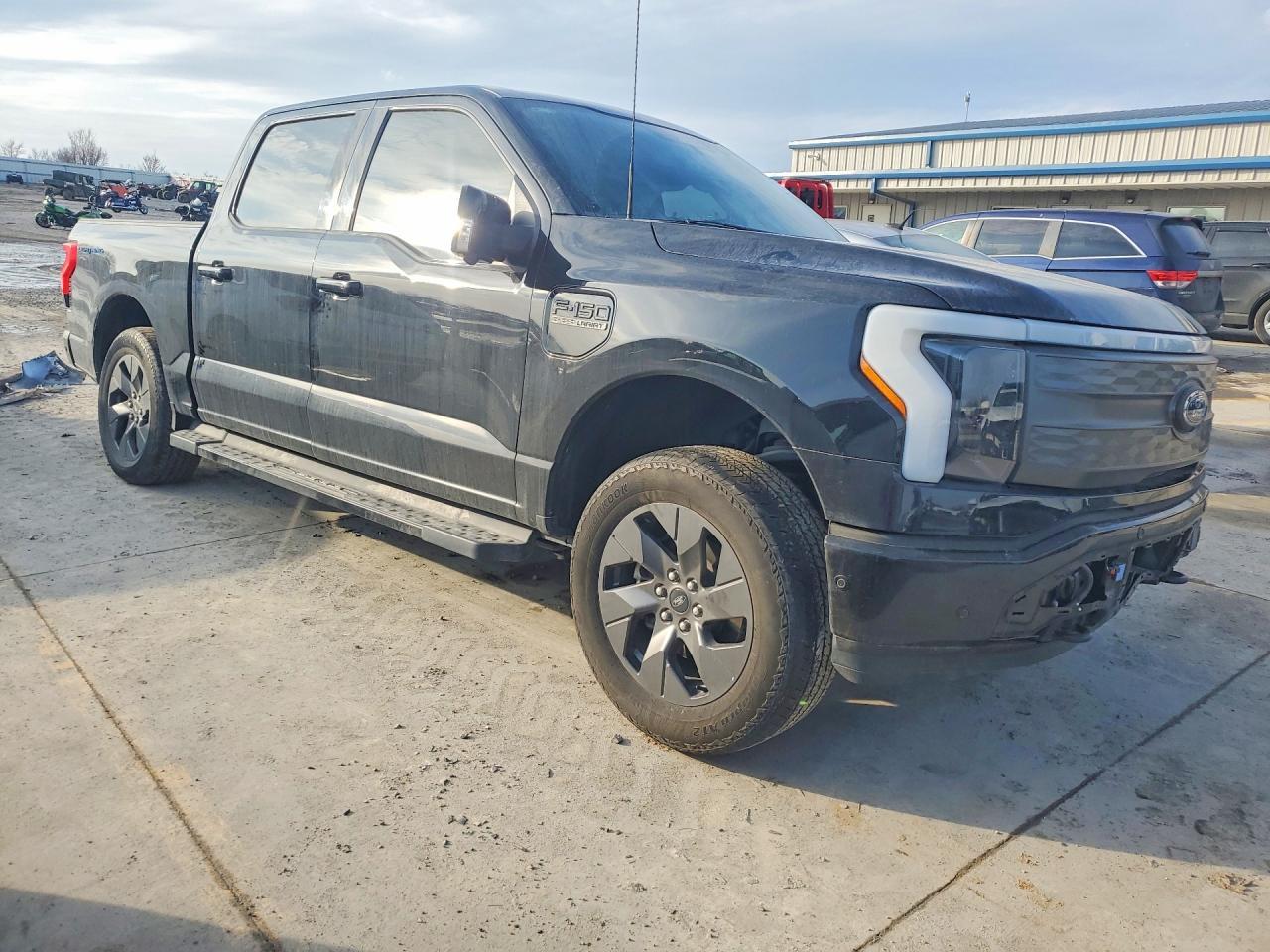 2023 FORD F-150 Lightning
