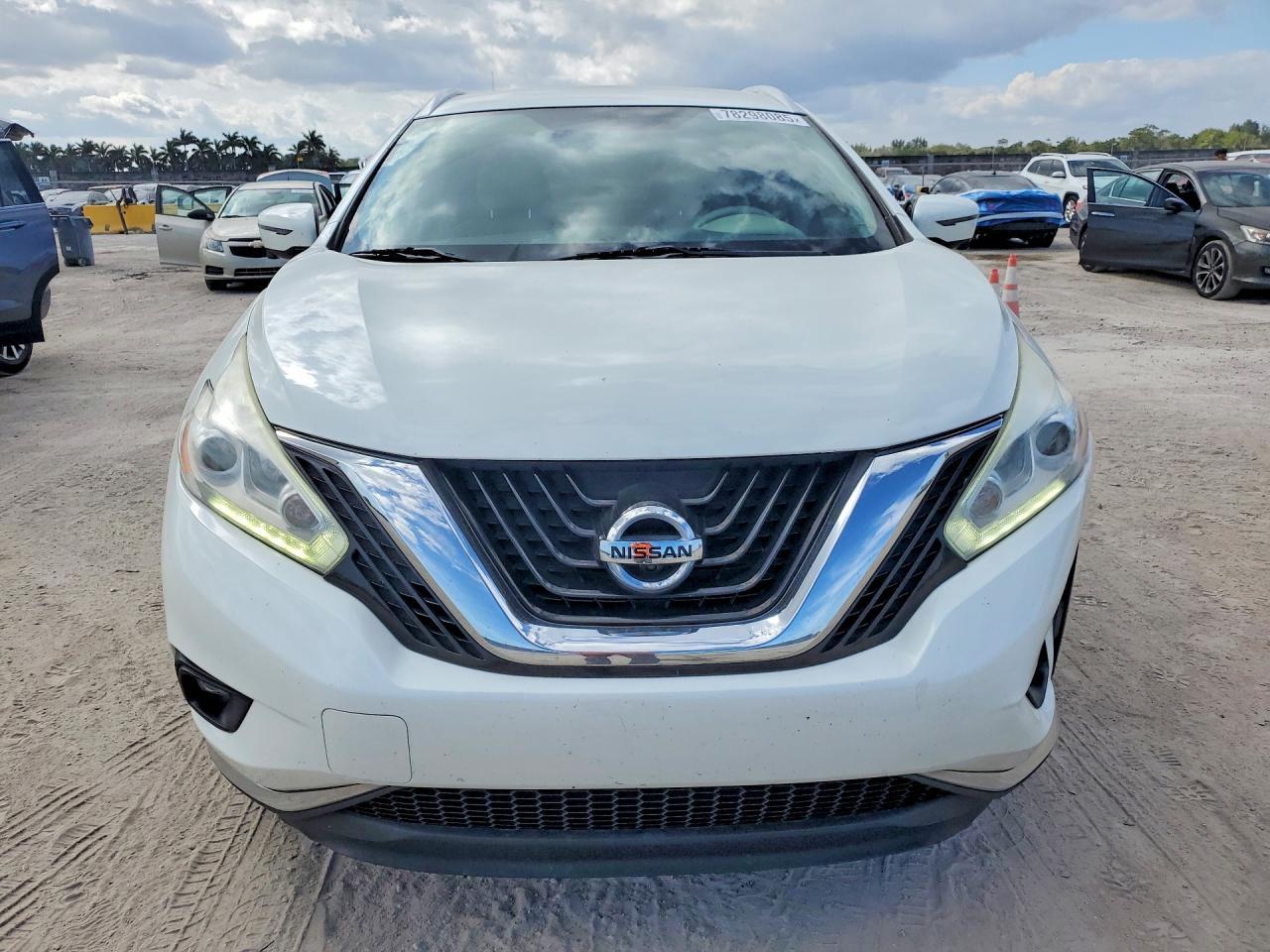 2017 NISSAN MURANO
