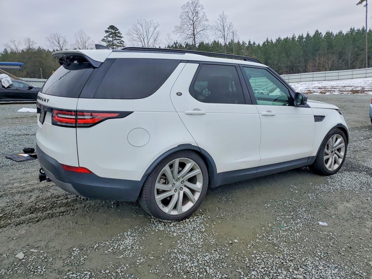 2018 LAND ROVER Discovery