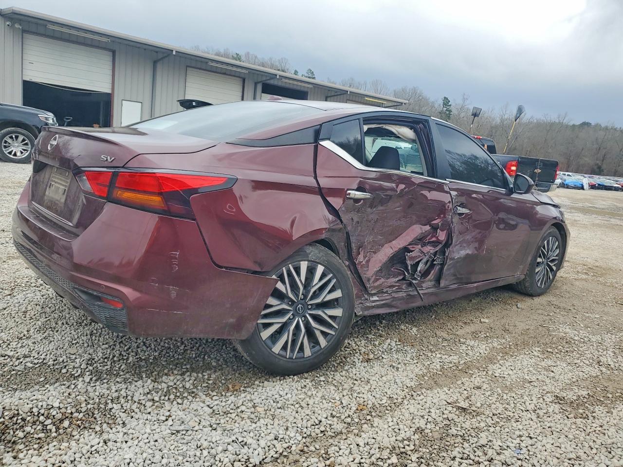 2023 NISSAN ALTIMA