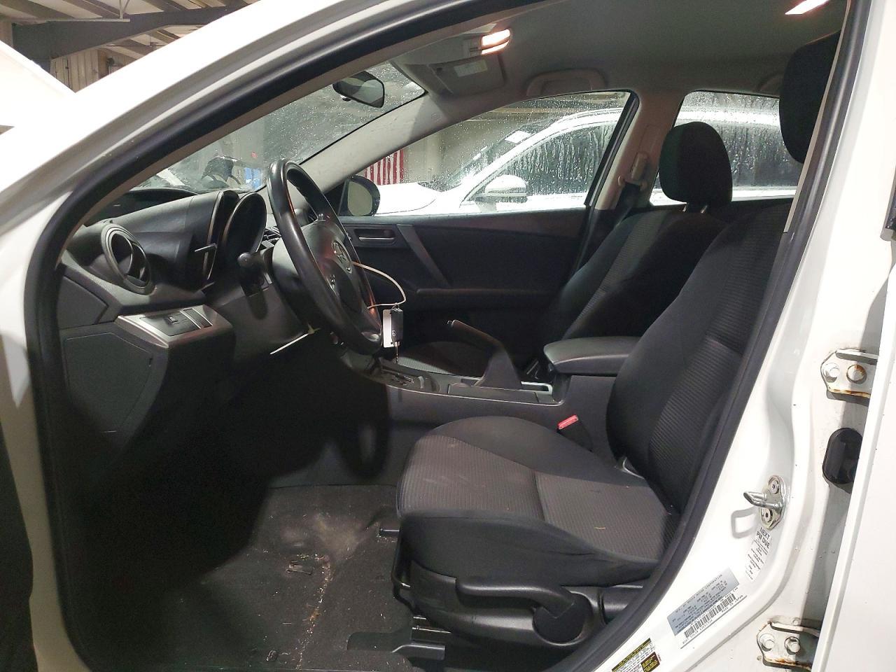 2013 MAZDA 3