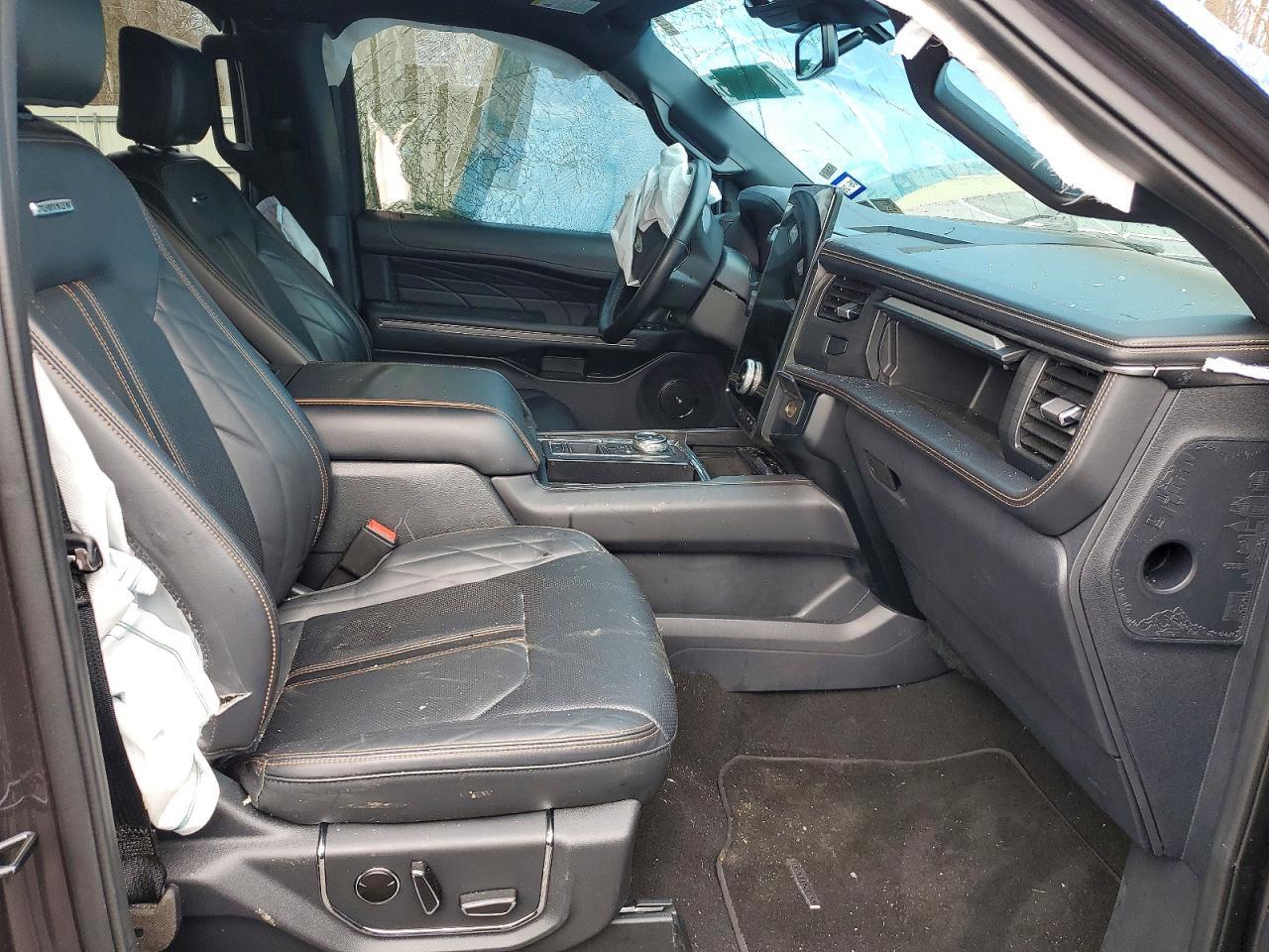 2024 FORD Expedition