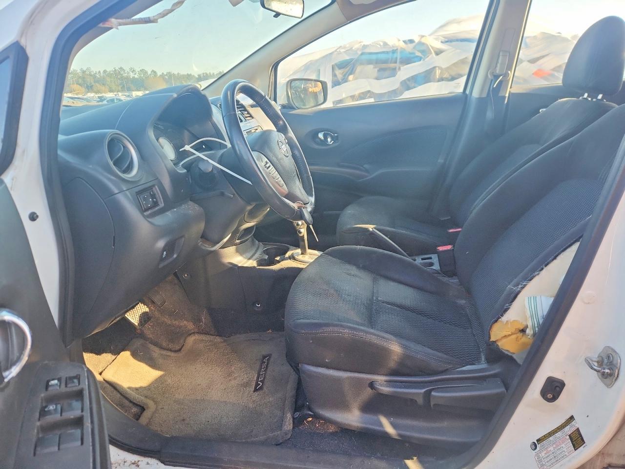 2016 NISSAN Versa Note