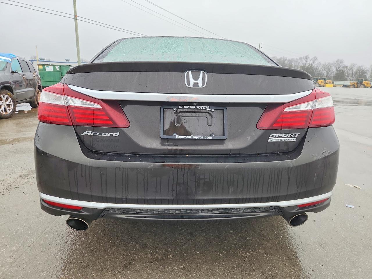 2017 HONDA ACCORD