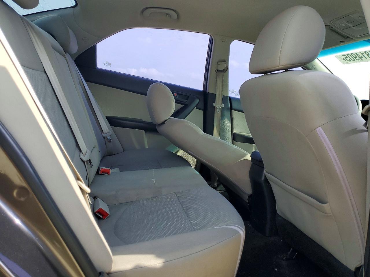 2010 KIA FORTE