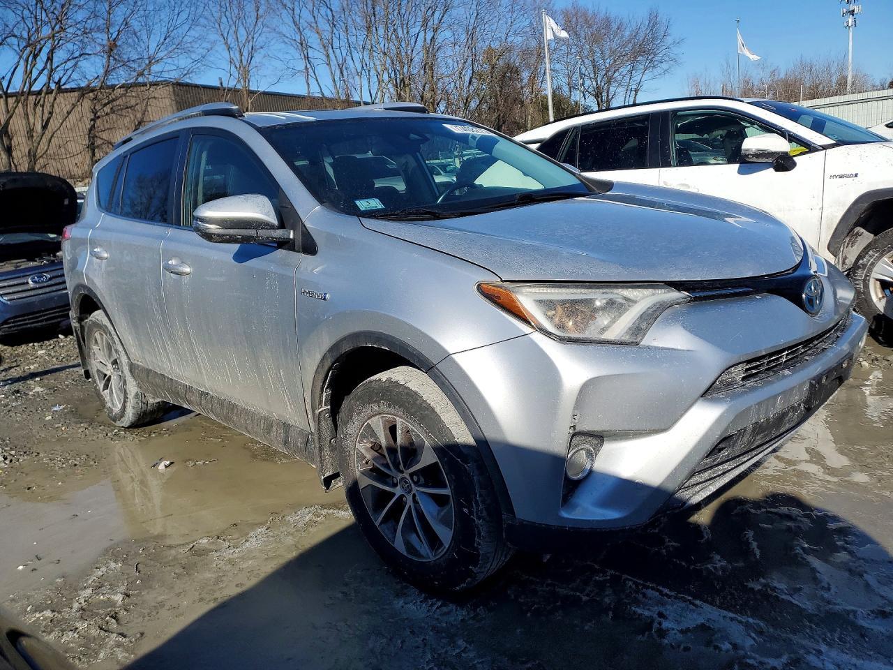 2016 TOYOTA RAV4