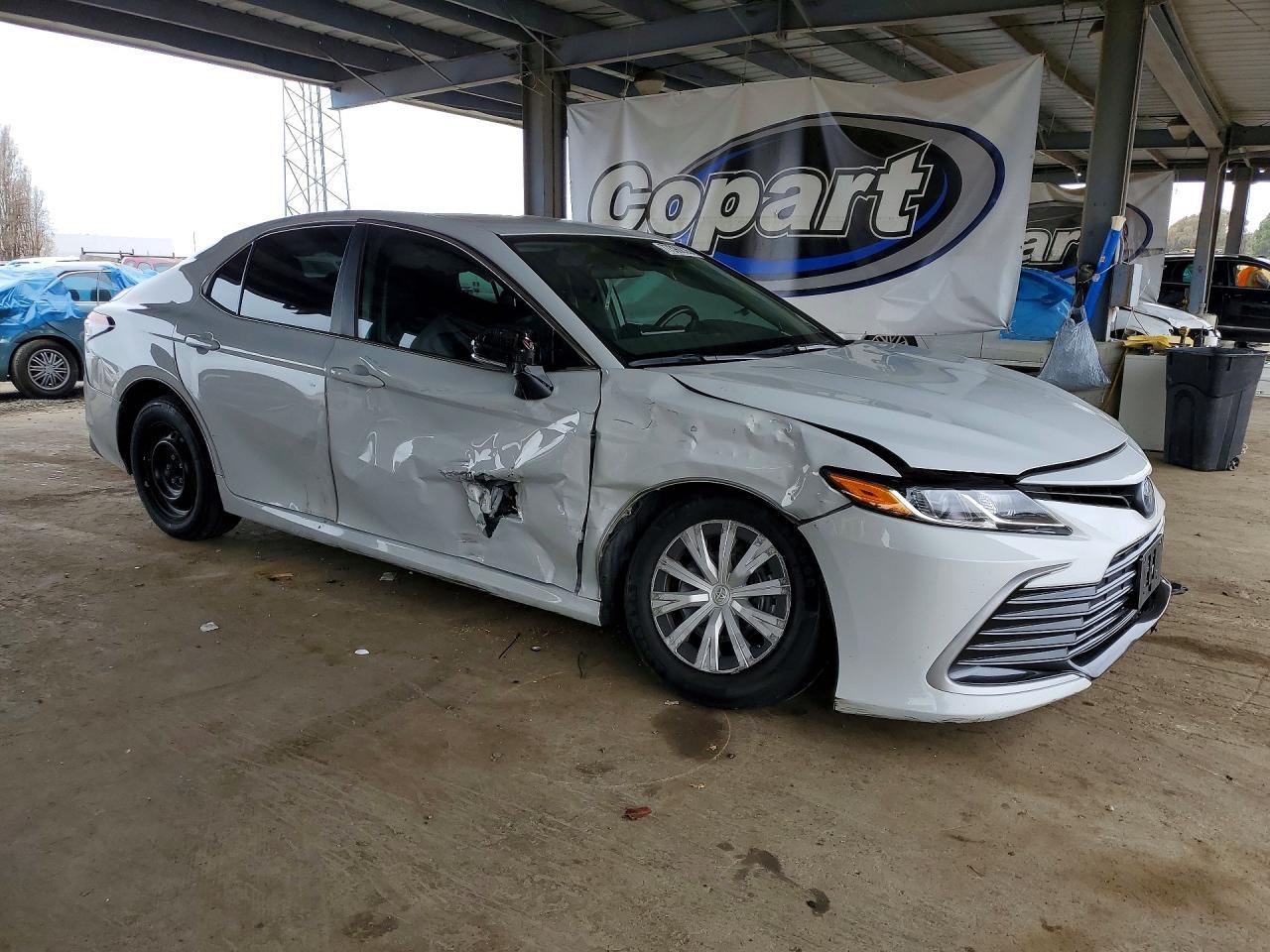 2023 TOYOTA CAMRY
