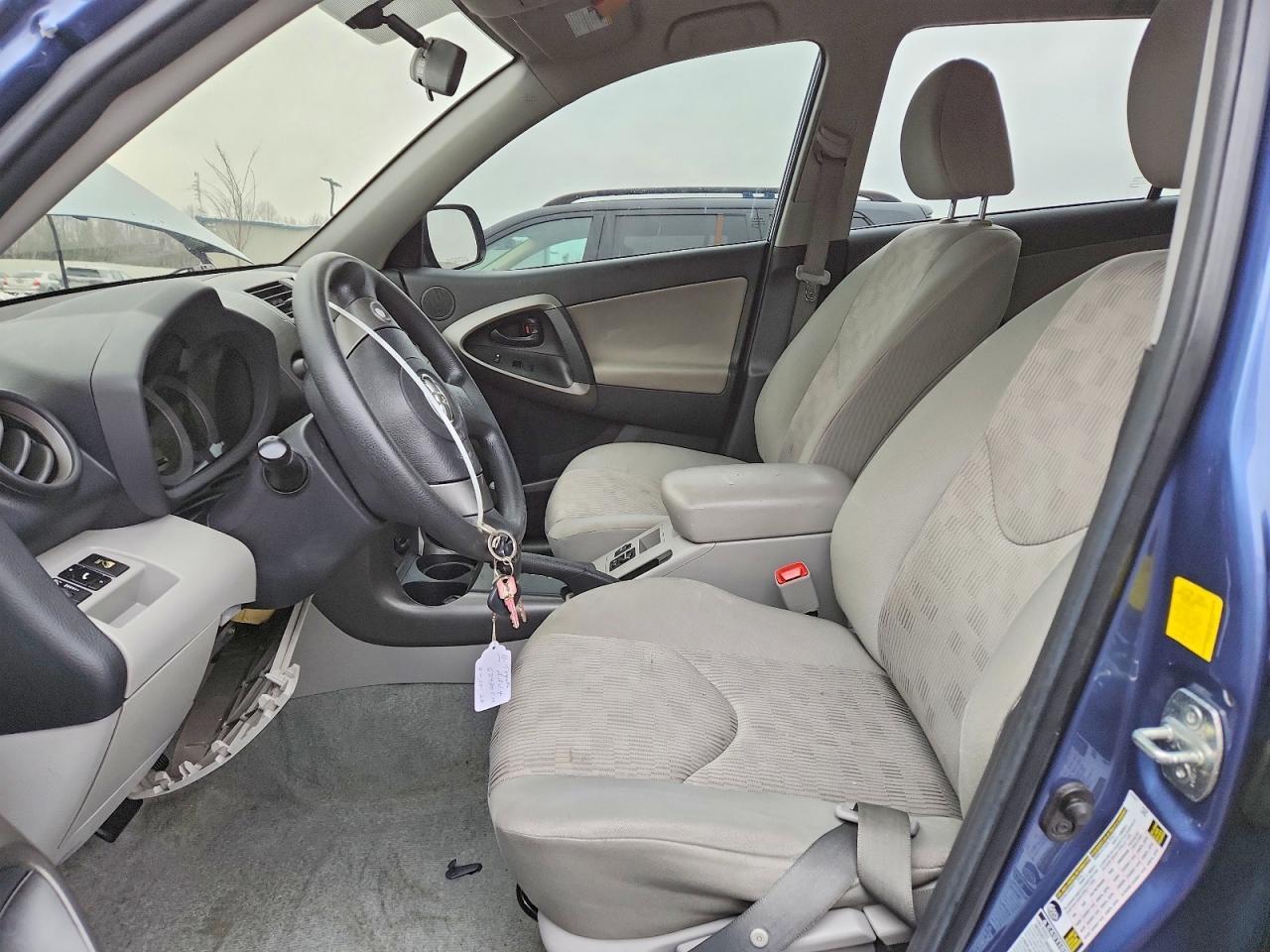 2011 TOYOTA RAV4