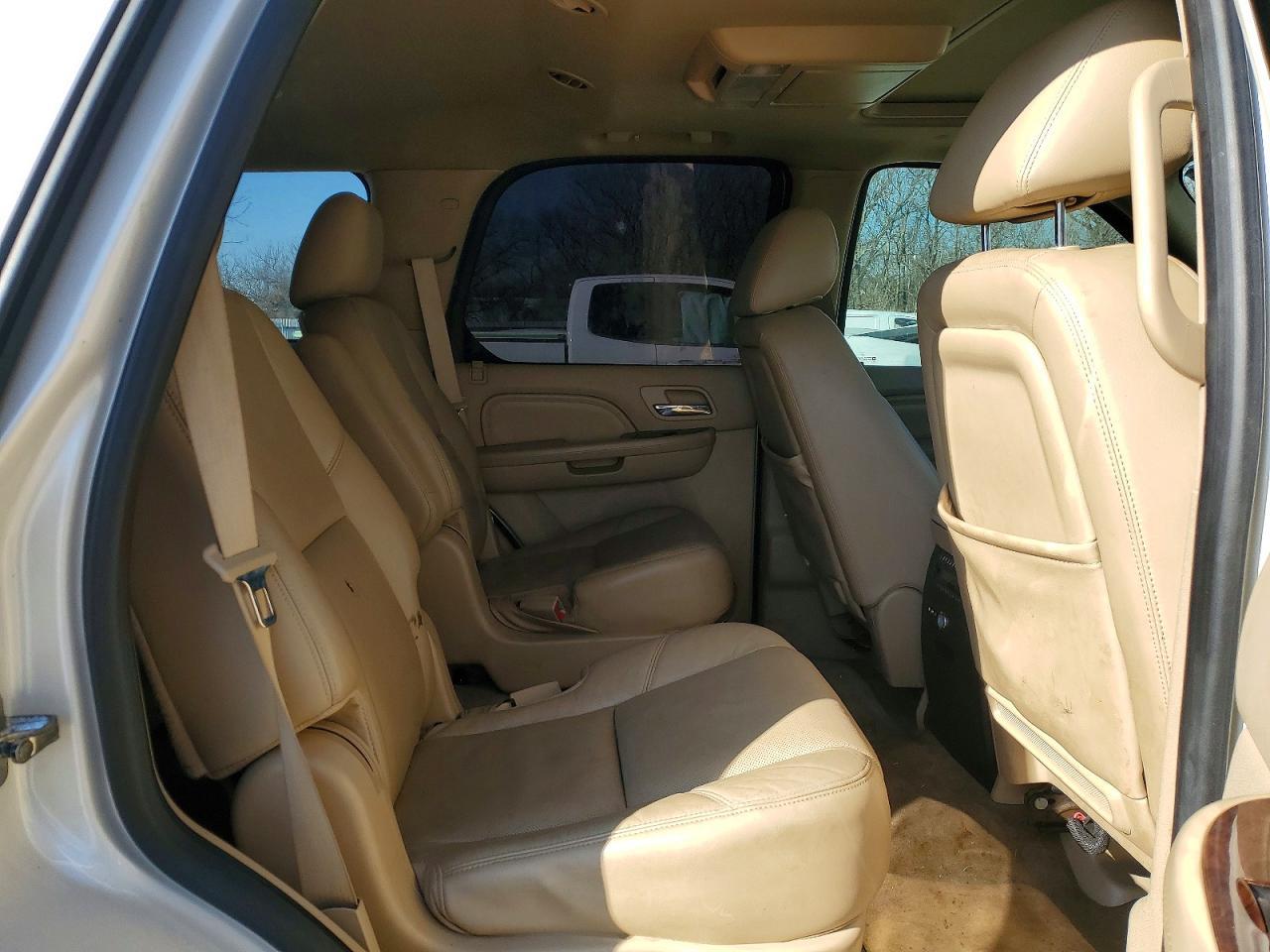 2013 CADILLAC ESCALADE