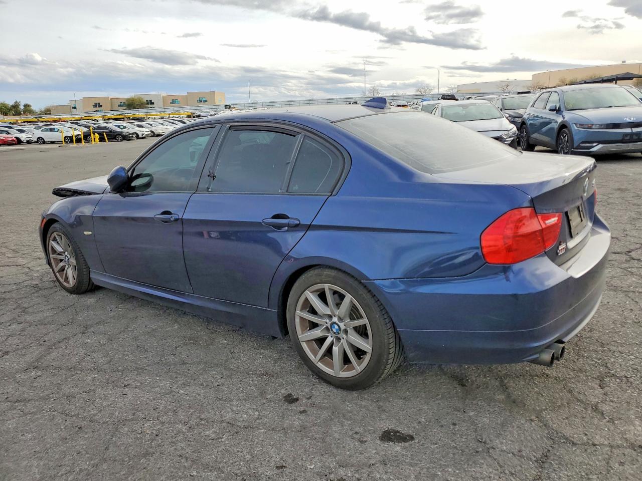 2011 BMW 3 SERIES