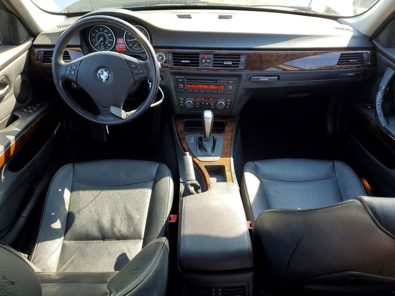 2011 BMW 3 SERIES