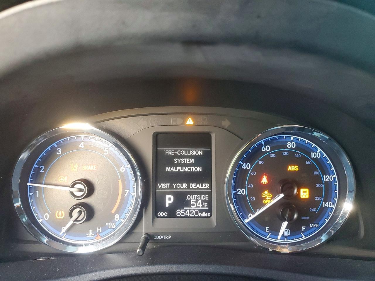 2018 TOYOTA COROLLA