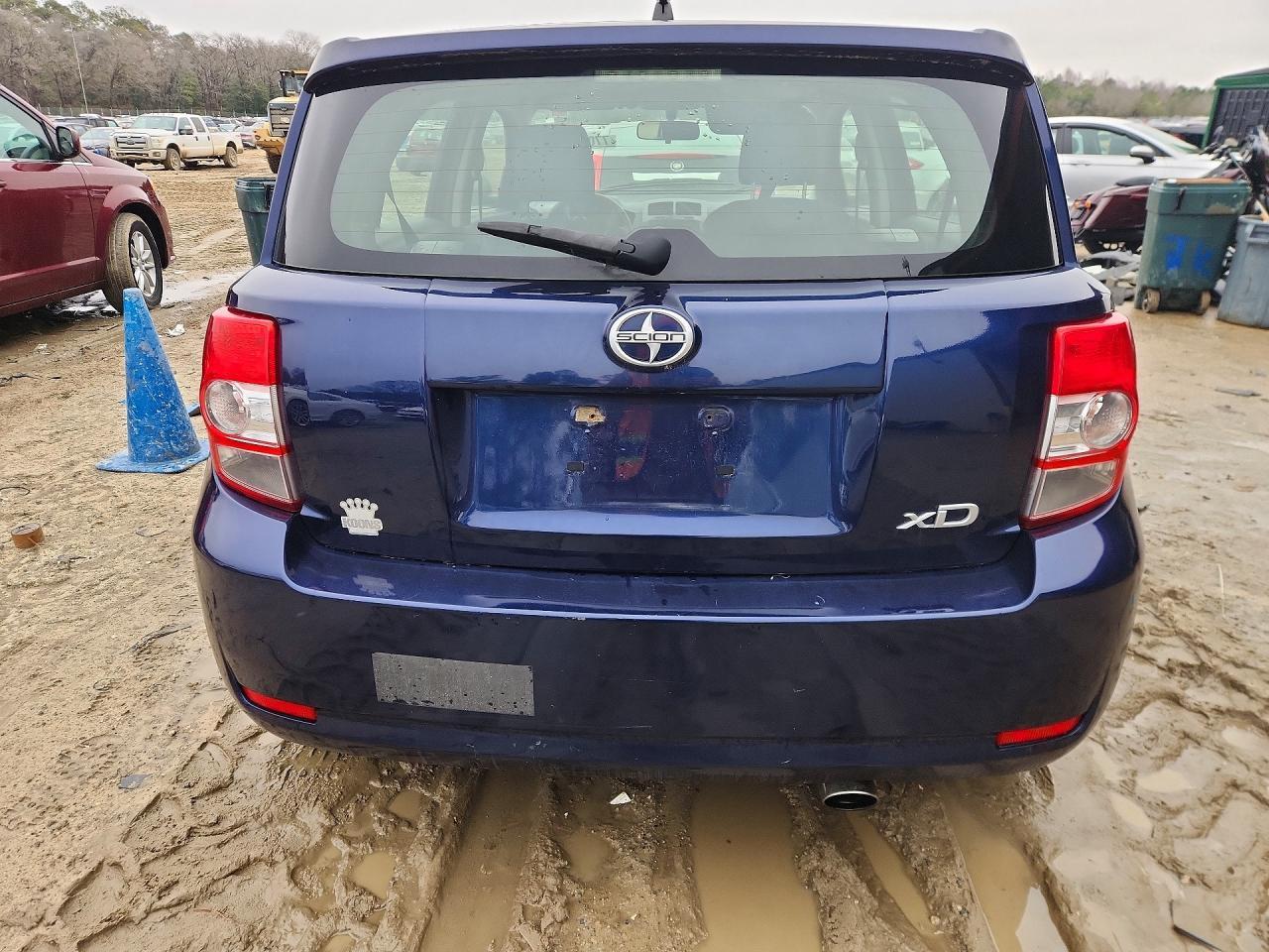 2010 TOYOTA SCION