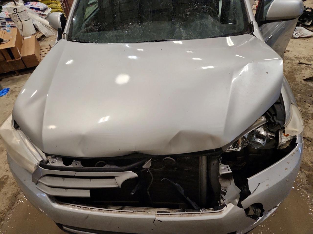 2012 TOYOTA HIGHLANDER