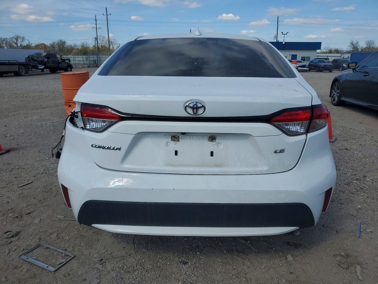 2022 TOYOTA COROLLA