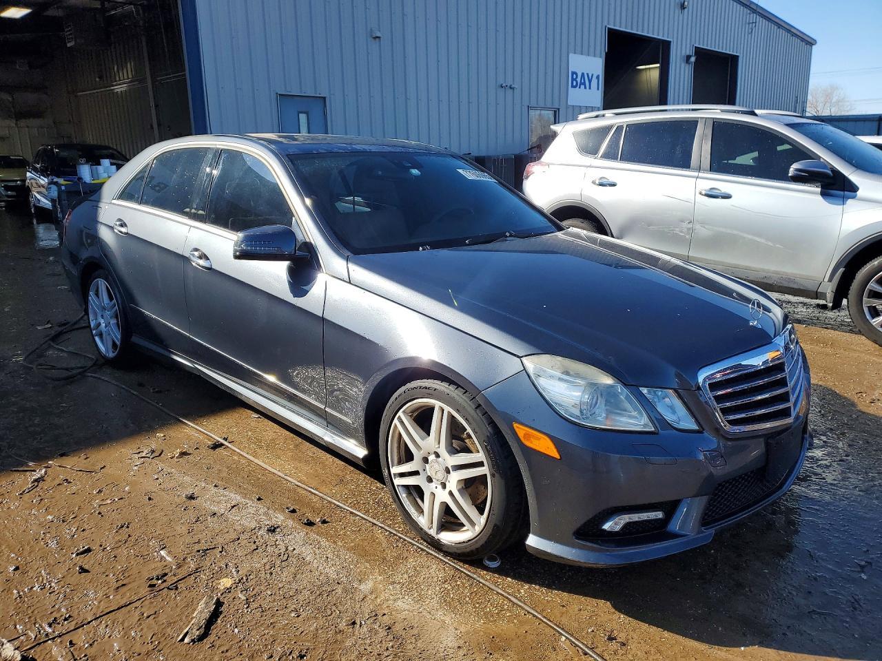 2010 MERCEDES-BENZ E-Class