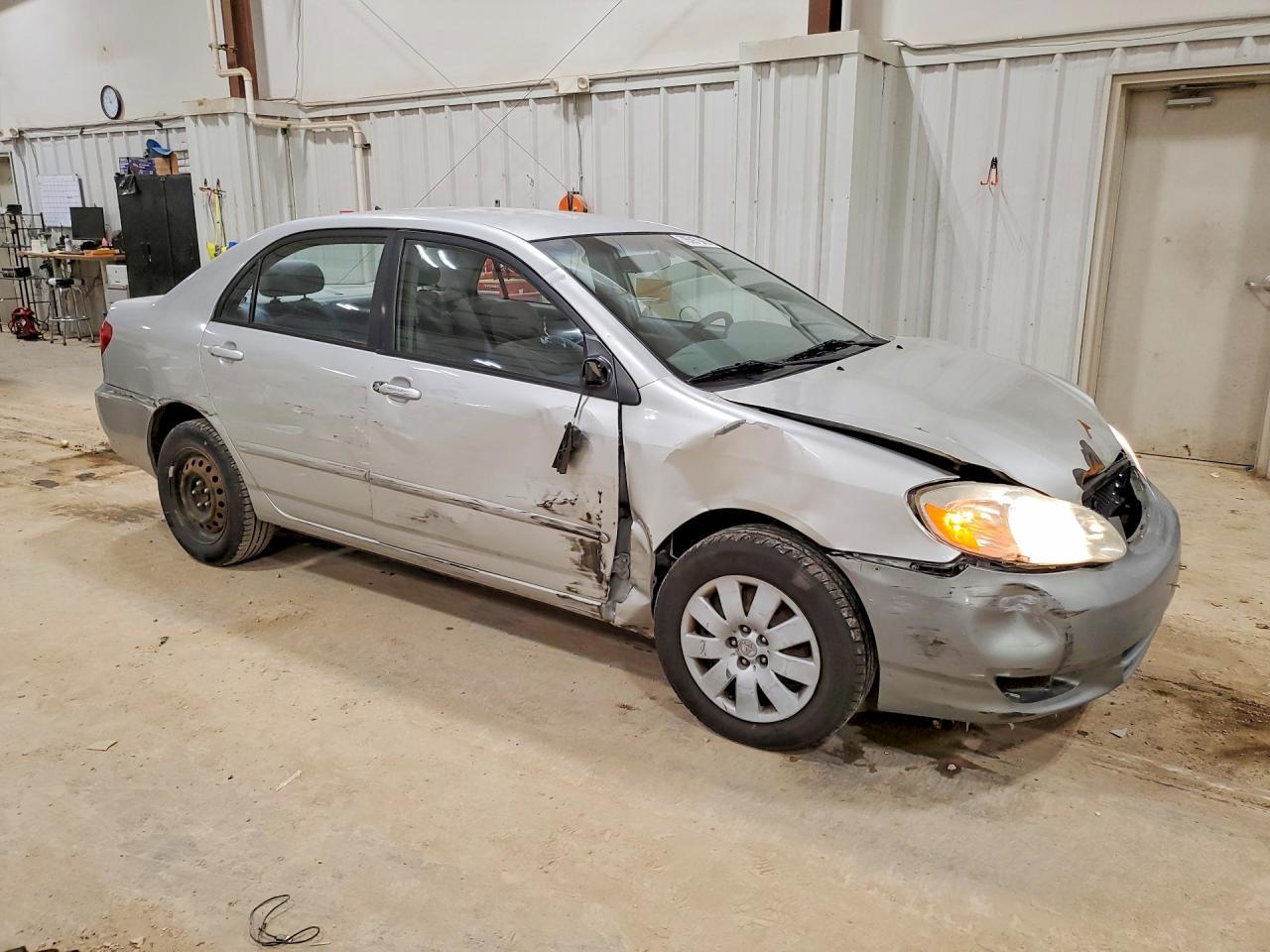 2004 TOYOTA COROLLA
