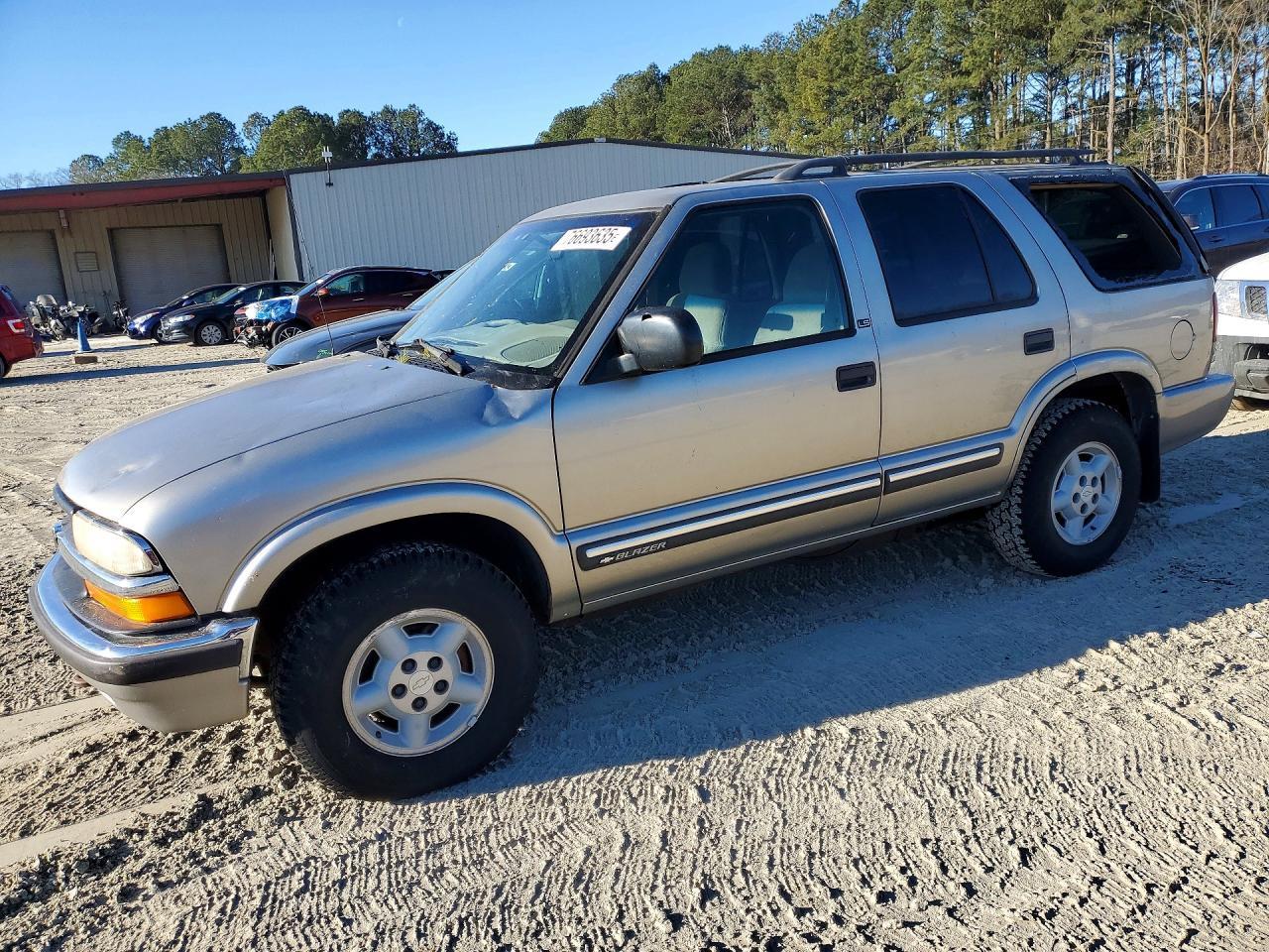 2001 CHEVROLET BLAZER