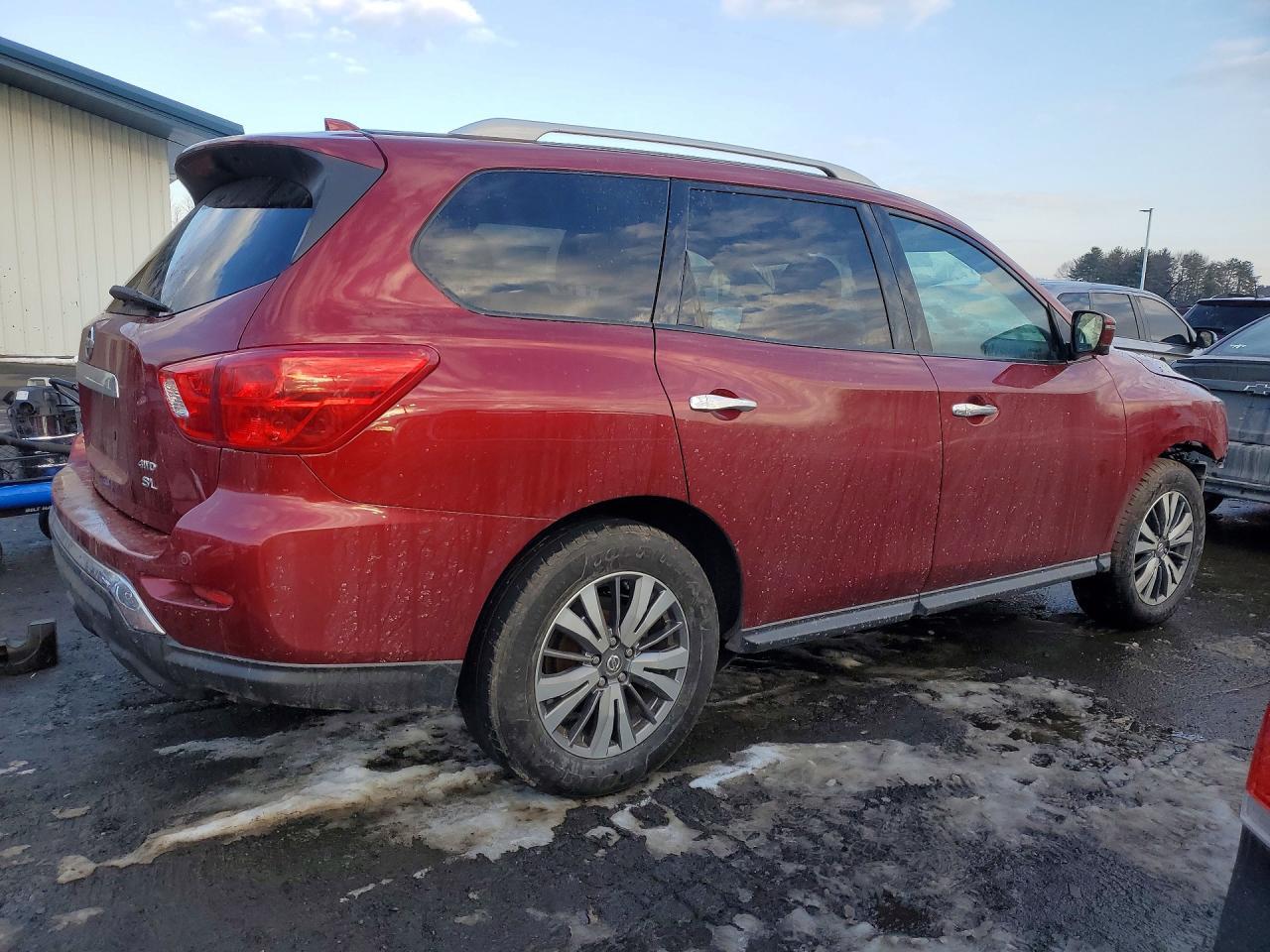 2019 NISSAN PATHFINDER