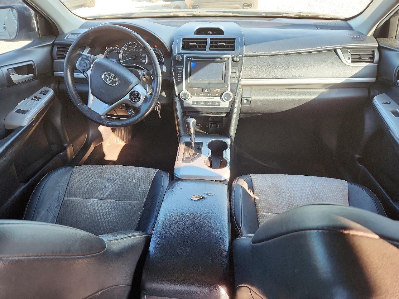 2014 TOYOTA CAMRY