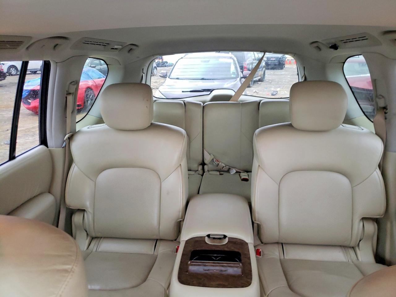 2016 INFINITI QX80