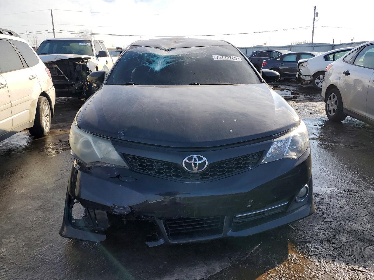 2013 TOYOTA CAMRY