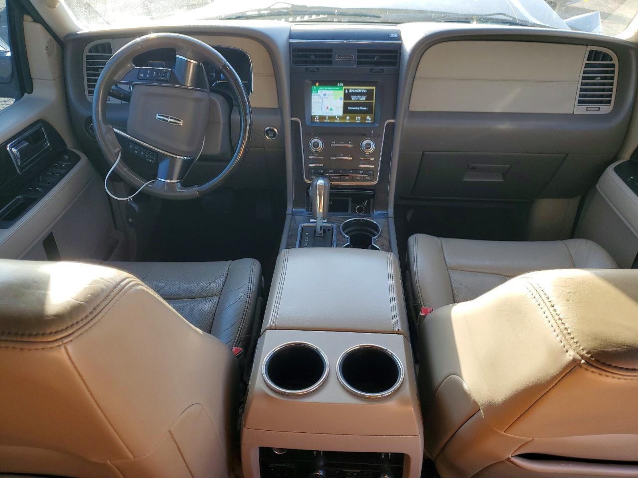 2016 LINCOLN Navigator