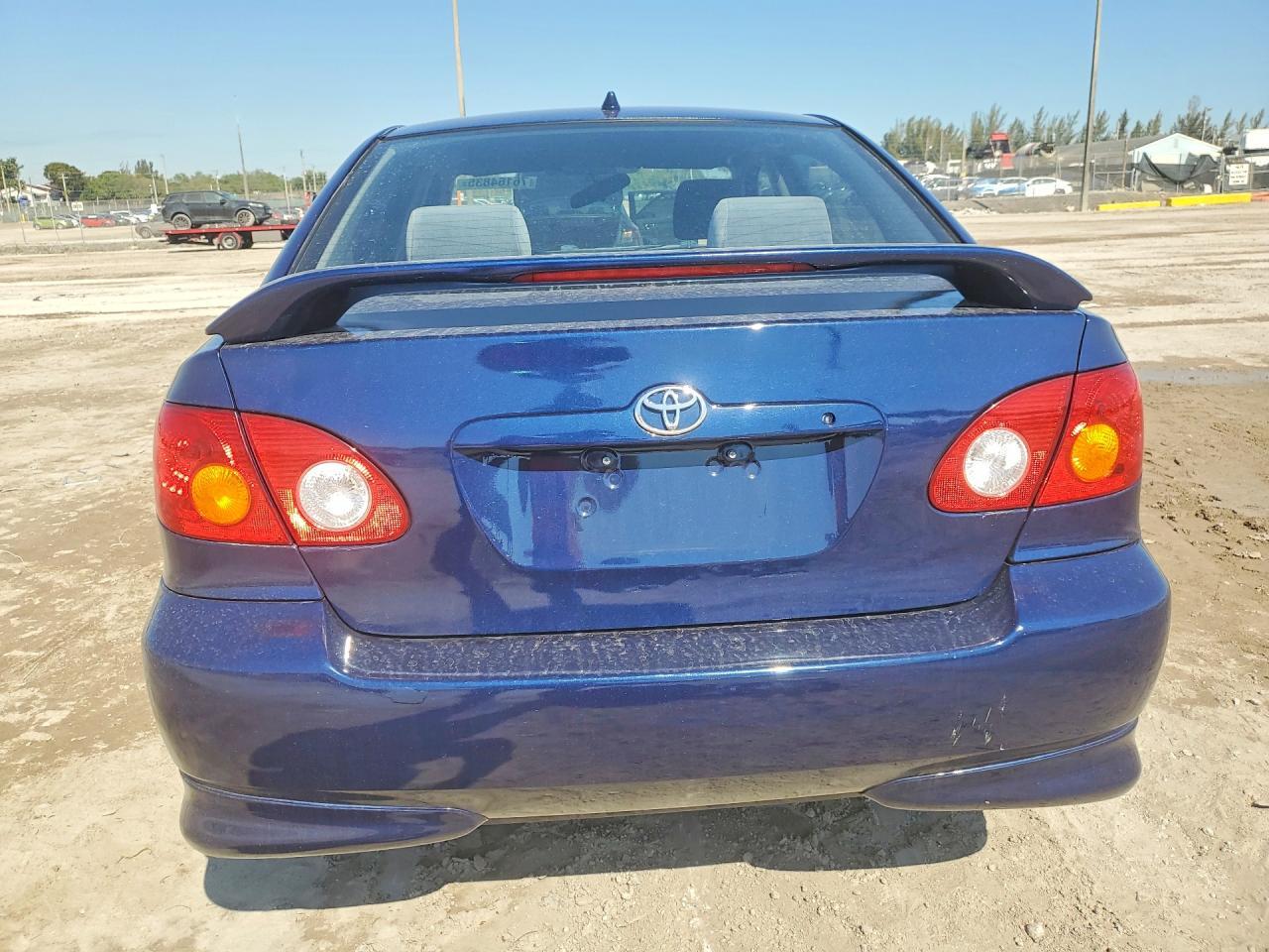 2004 TOYOTA COROLLA