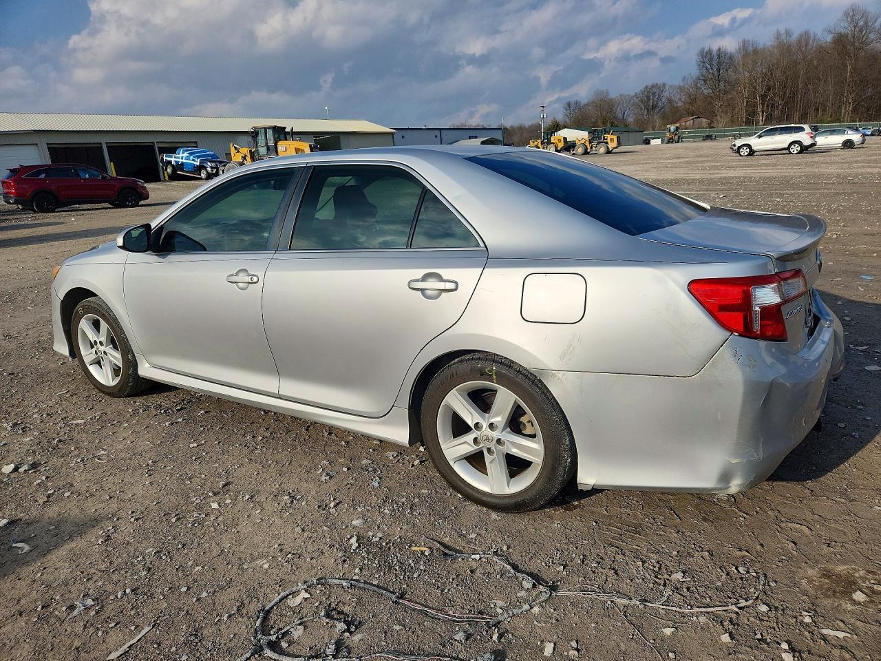 2013 TOYOTA CAMRY