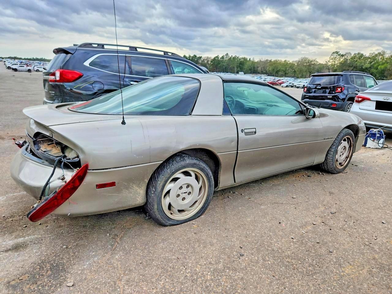2002 CHEVROLET Camaro