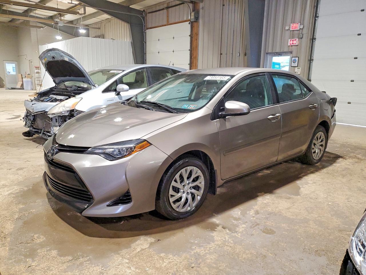 2018 TOYOTA COROLLA