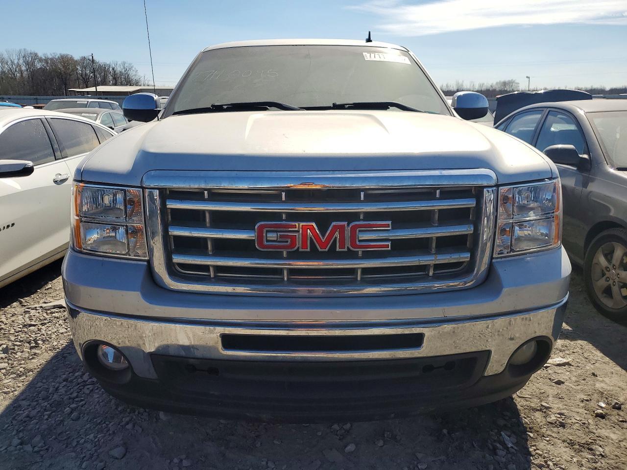 2011 GMC Sierra