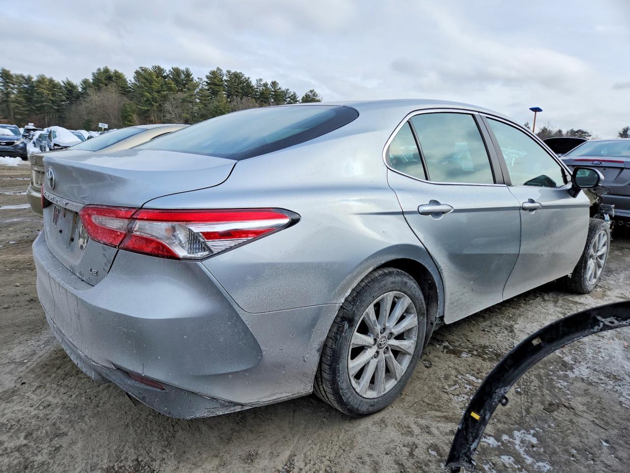 2018 TOYOTA CAMRY