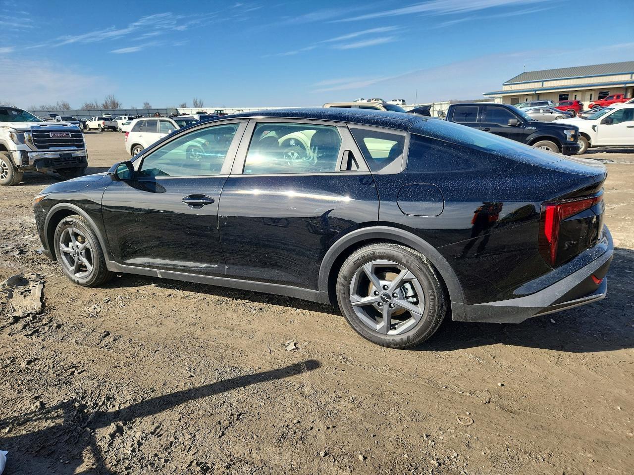 2025 KIA K4