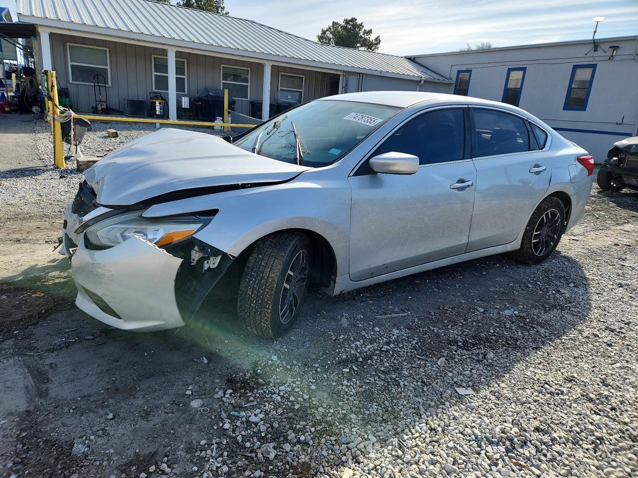 2017 NISSAN ALTIMA