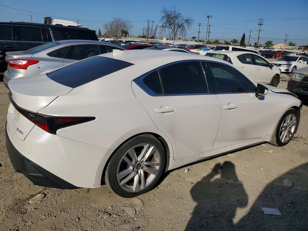 2021 LEXUS IS 300