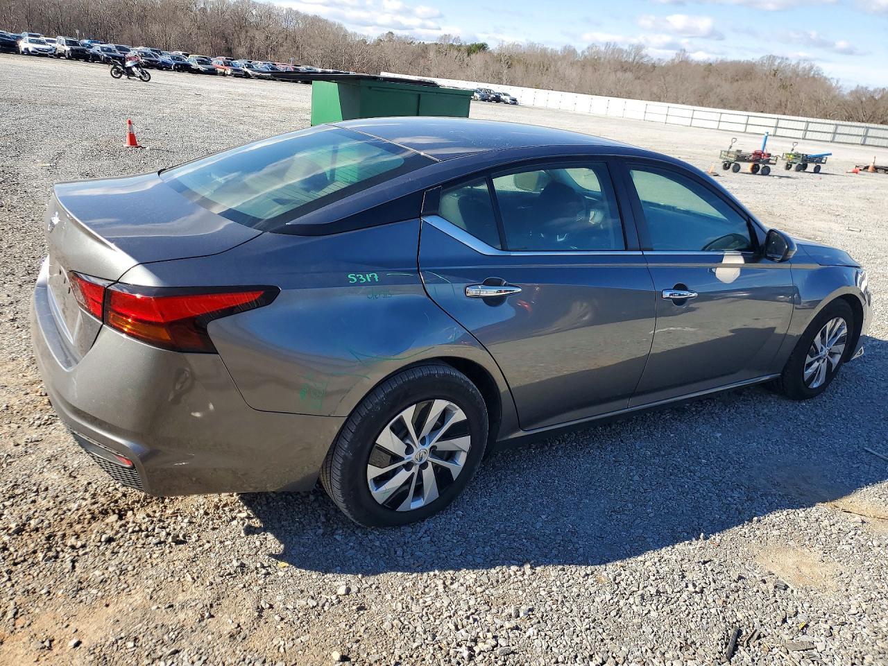 2022 NISSAN ALTIMA