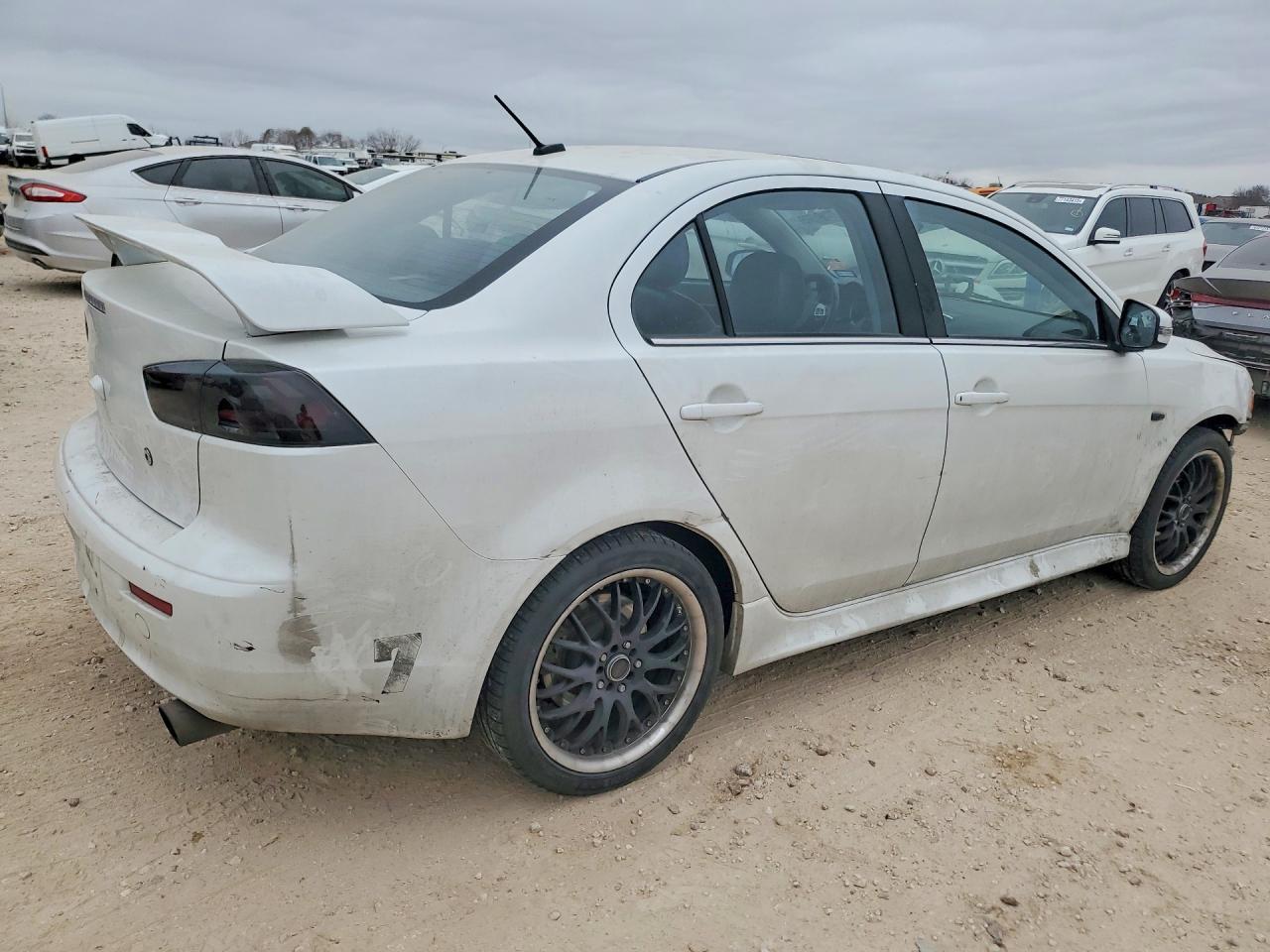 2016 MITSUBISHI LANCER