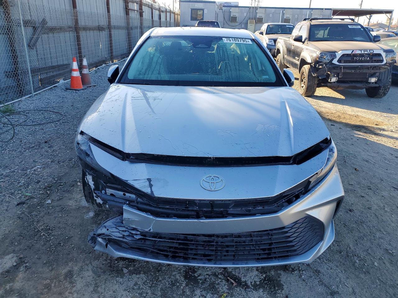 2025 TOYOTA CAMRY