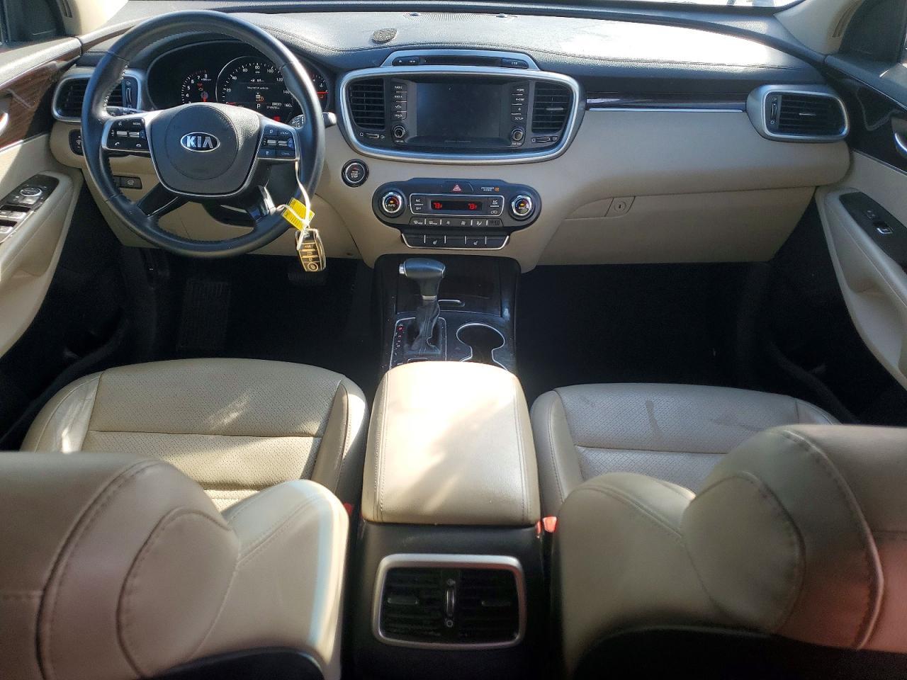 2019 KIA SORENTO